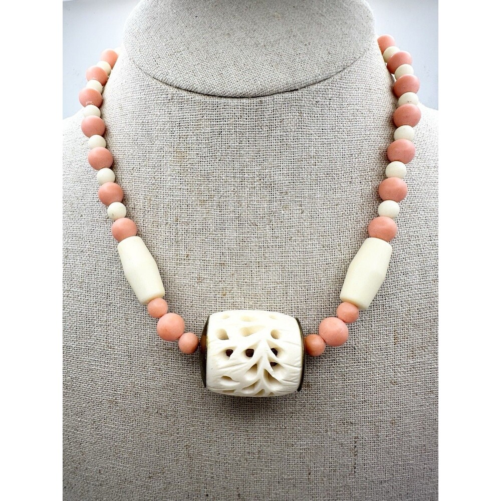 Vintage Natural Carved Bead Necklace Cream Blush Tribal Boho 16”